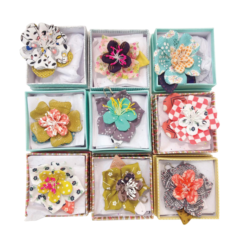 broches fleurs
